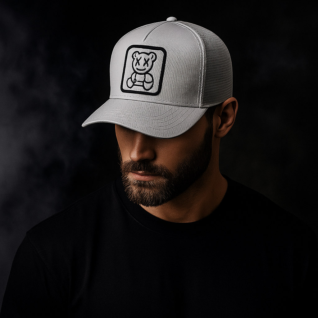 ROSSI ROMA | CAPPELLINO TRUCKER CON ORSETTO DI PELUCHE