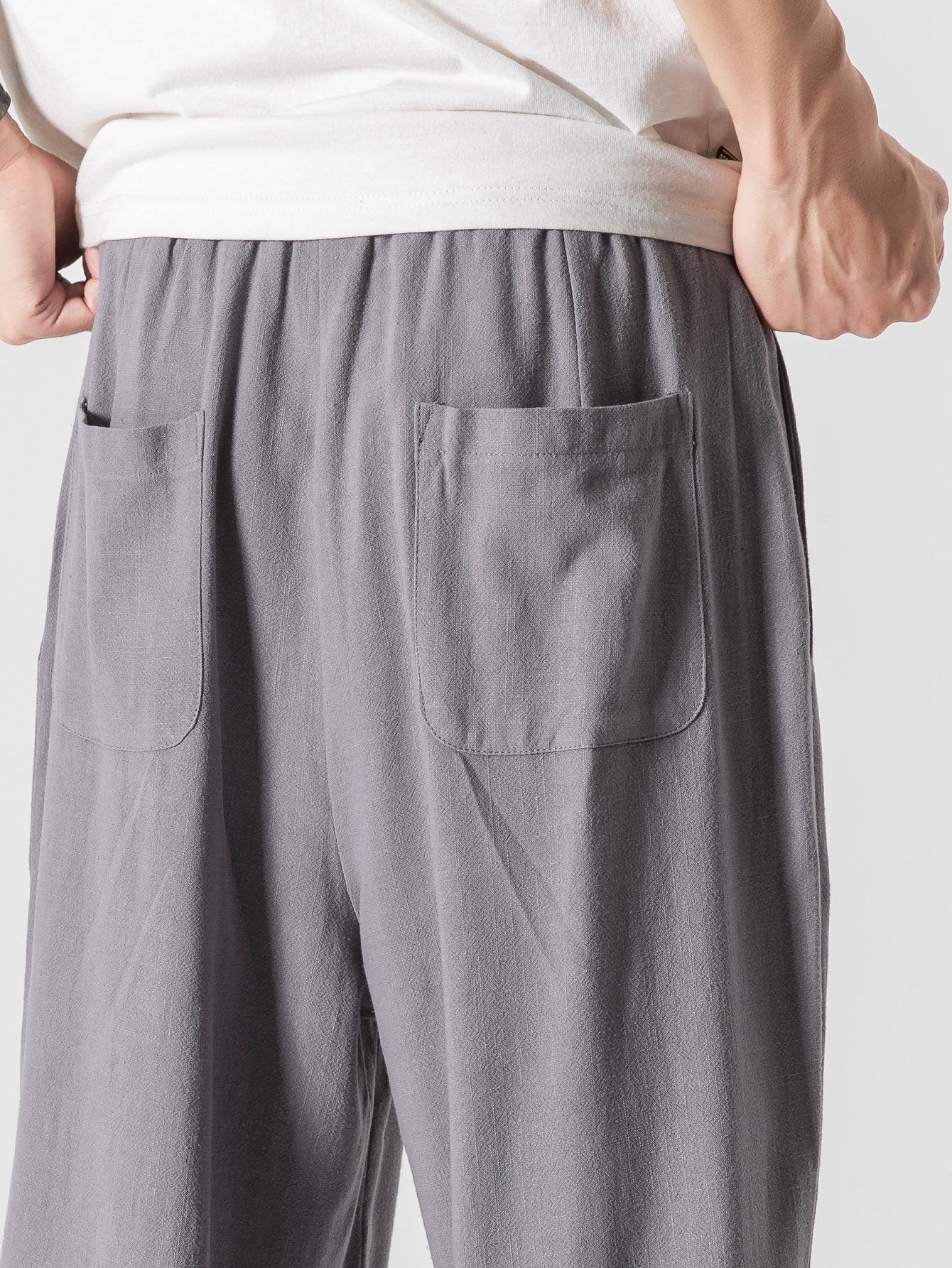 COMFORT NATURALE: PANTALONI AMPI RELAX FIT IN MISTO LINO E COTONE