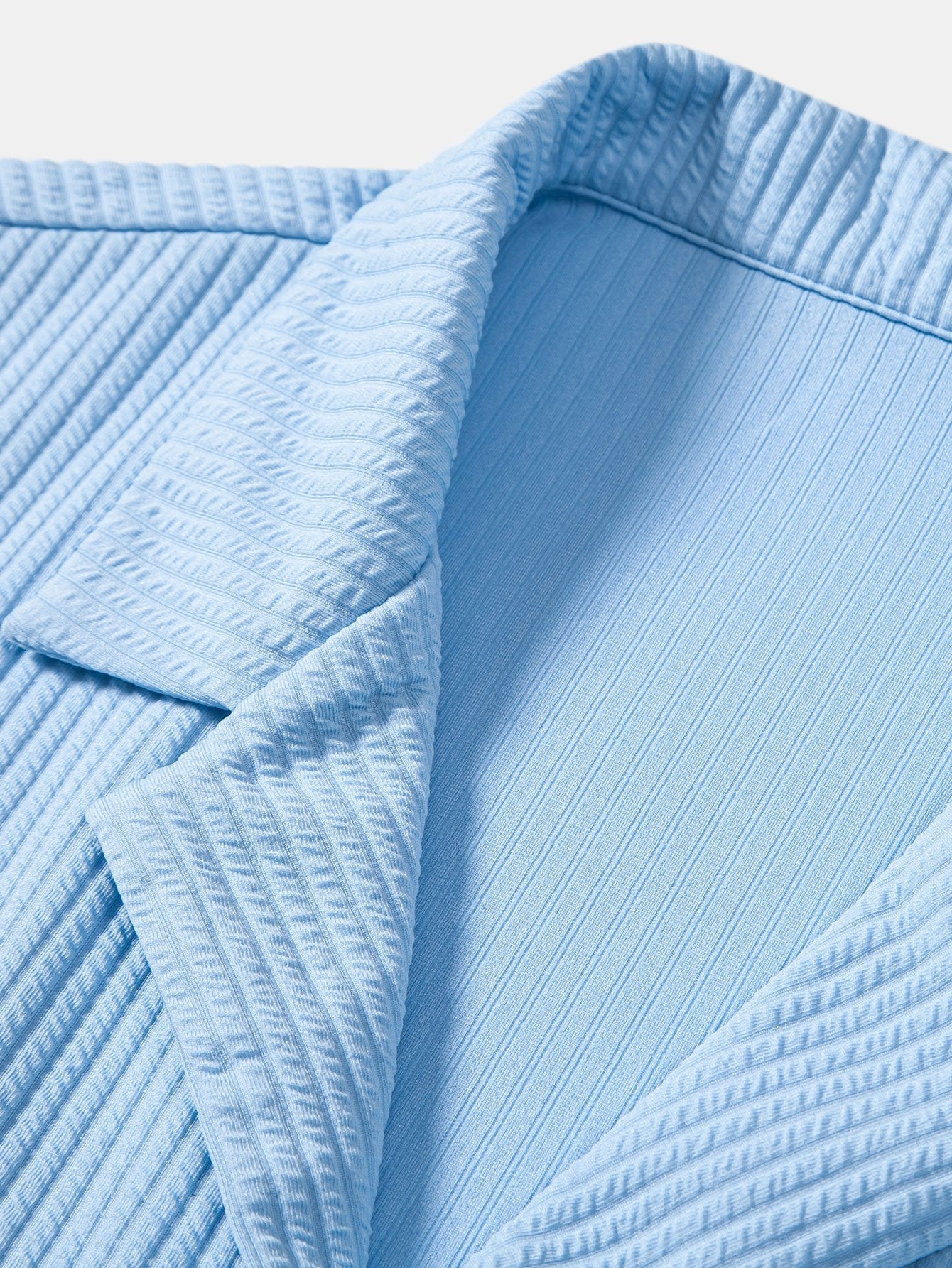 STILE DEFINITO: CAMICIA MUSCLE FIT A COSTE CON COLLO CUBANO PROFONDO