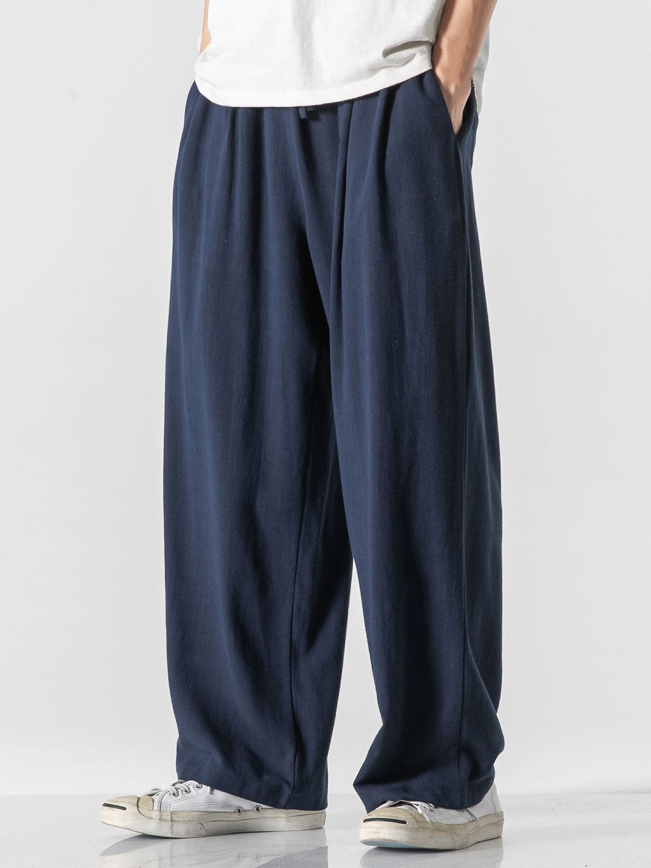 COMFORT NATURALE: PANTALONI AMPI RELAX FIT IN MISTO LINO E COTONE