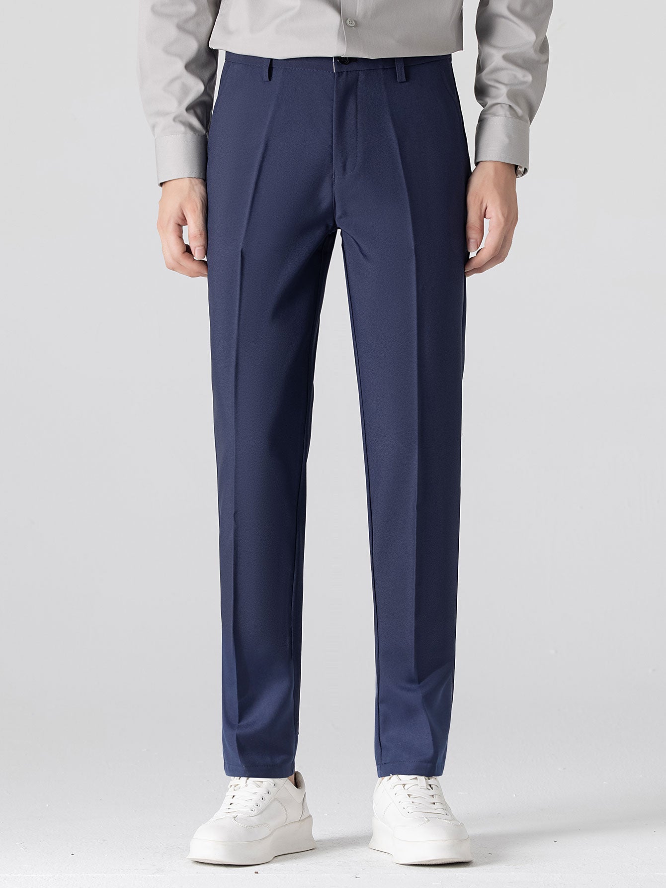 CAMICIA A MANICHE LUNGHE A RIGHE CON BOTTONI & PANTALONI SLIM FIT A GAMBA AFFUSOLATA