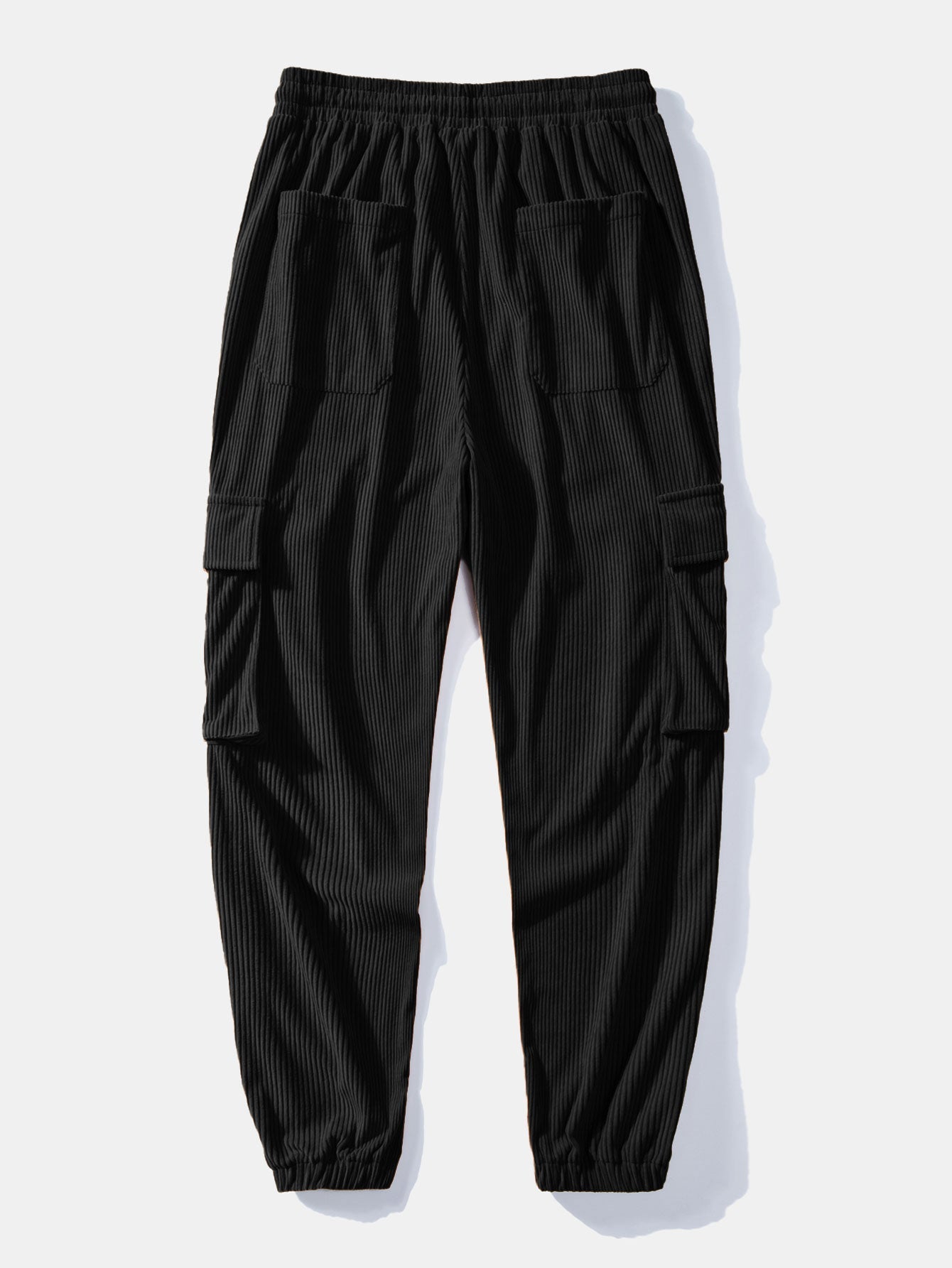 T-SHIRT A MANICHE LUNGHE CON ORLO CURVO IN JACQUARD GEOMETRICO & JOGGERS CARGO IN CORDUROY CON COULISSE