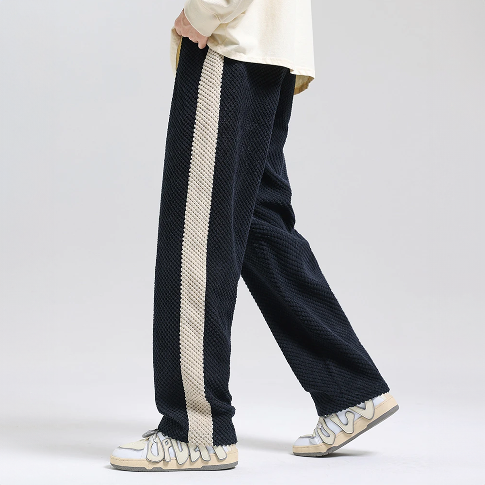 CORRADO | JOGGER IN VELLUTO A COSTE CON STILE