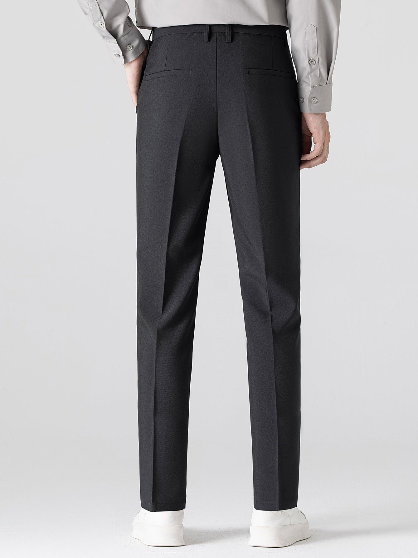 CAMICIA A MANICHE LUNGHE A RIGHE CON BOTTONI & PANTALONI SLIM FIT A GAMBA AFFUSOLATA