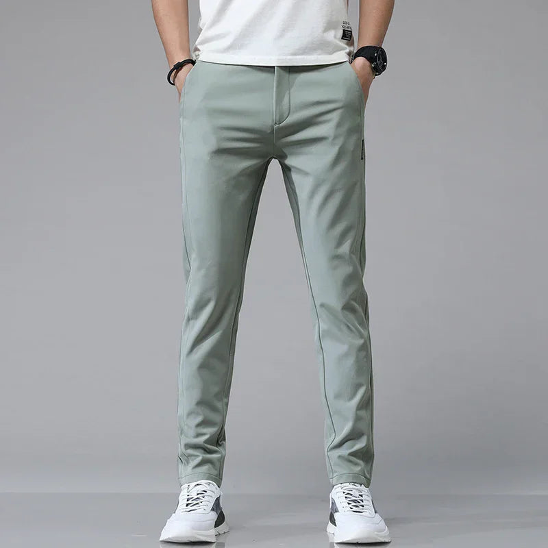 RICCARDO | PANTALONE SLIMFIT ULTRA LEGGERO PER ESTATE E SPORT