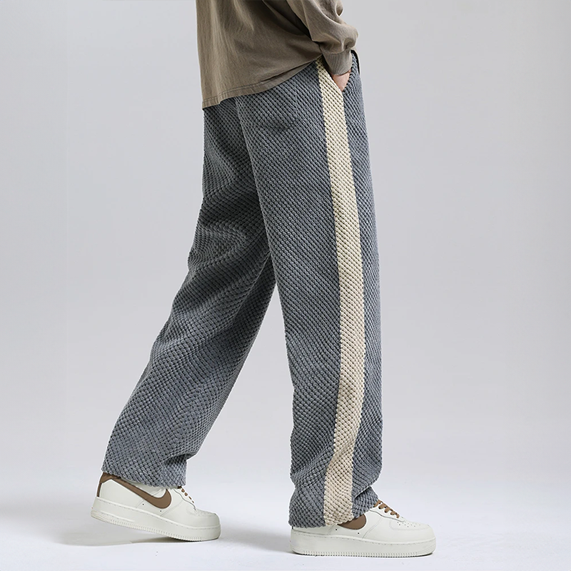 CORRADO | JOGGER IN VELLUTO A COSTE CON STILE